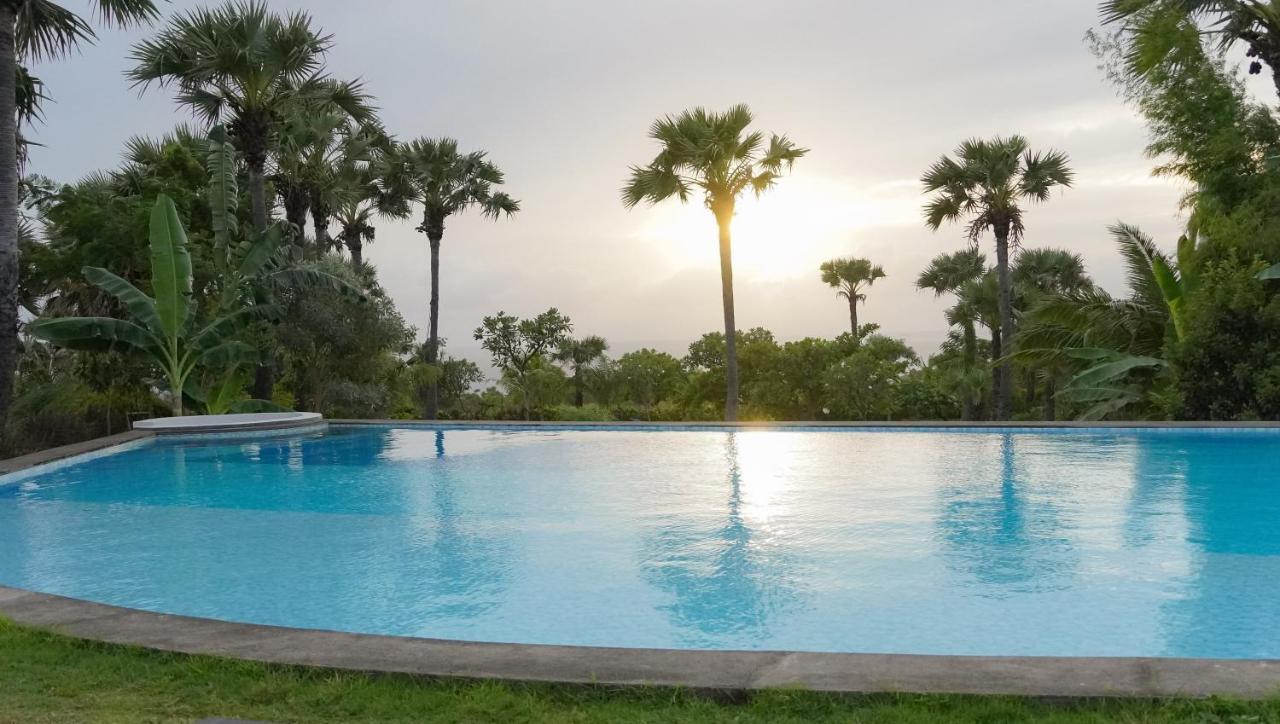 Palm Springs Bali Dive Resort Tulamben Eksteriør billede