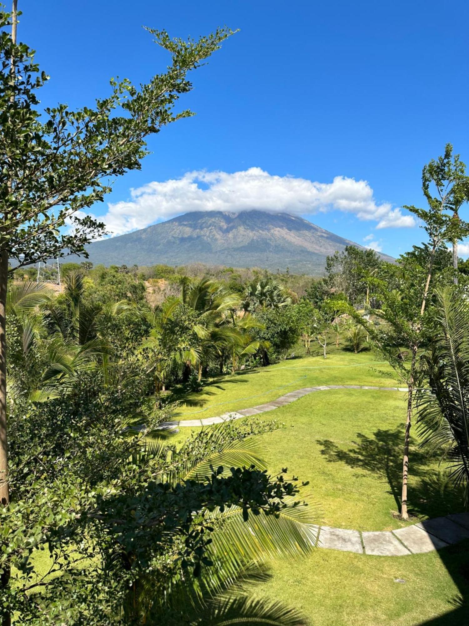 Palm Springs Bali Dive Resort Tulamben Eksteriør billede